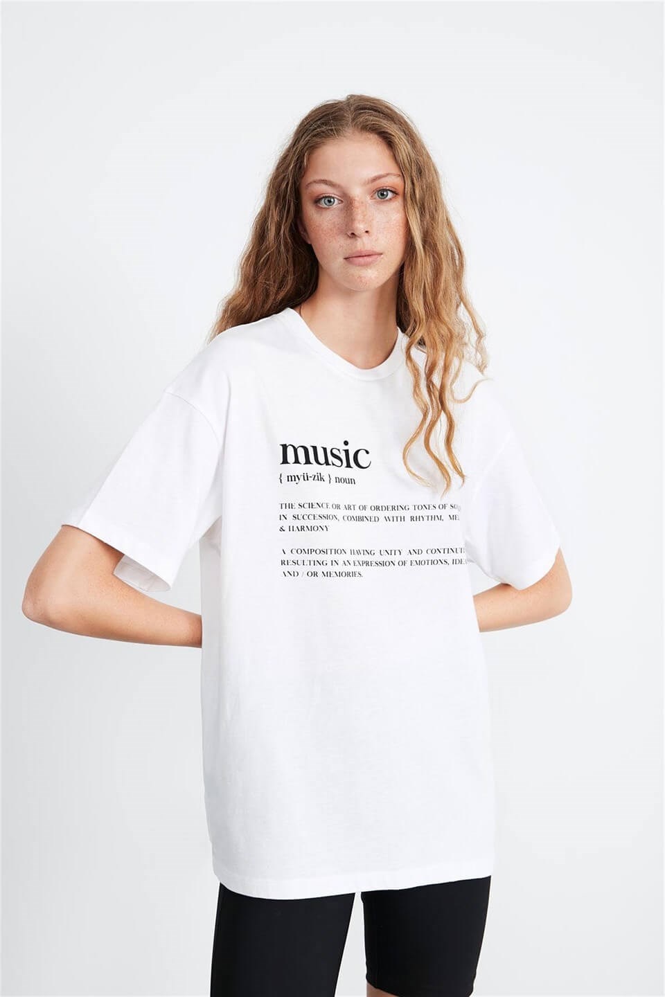 IVY Kadın Beyaz Baskılı Yuvarlak Yaka Oversize T-Shirt