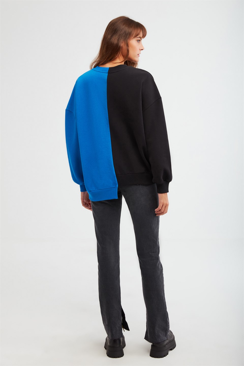AZURE Kadın Mavi Renk Bloklu ve Baskılı Yuvarlak Yaka Oversize Sweatshirt