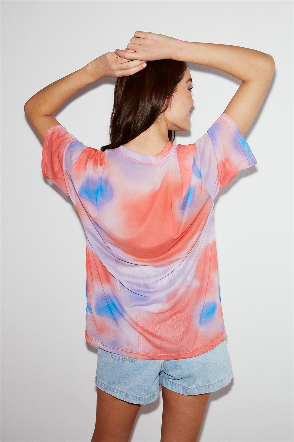 BONBON Kadın Pembe Batik Desenli Tül Yuvarlak Yaka Oversize T-Shirt