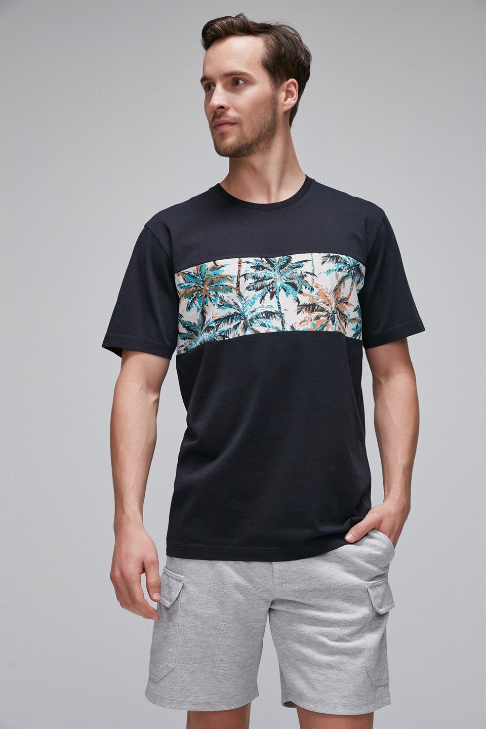CAMERON Erkek Lacivert Baskılı Yuvarlak Yaka Comfort Fit T-Shirt