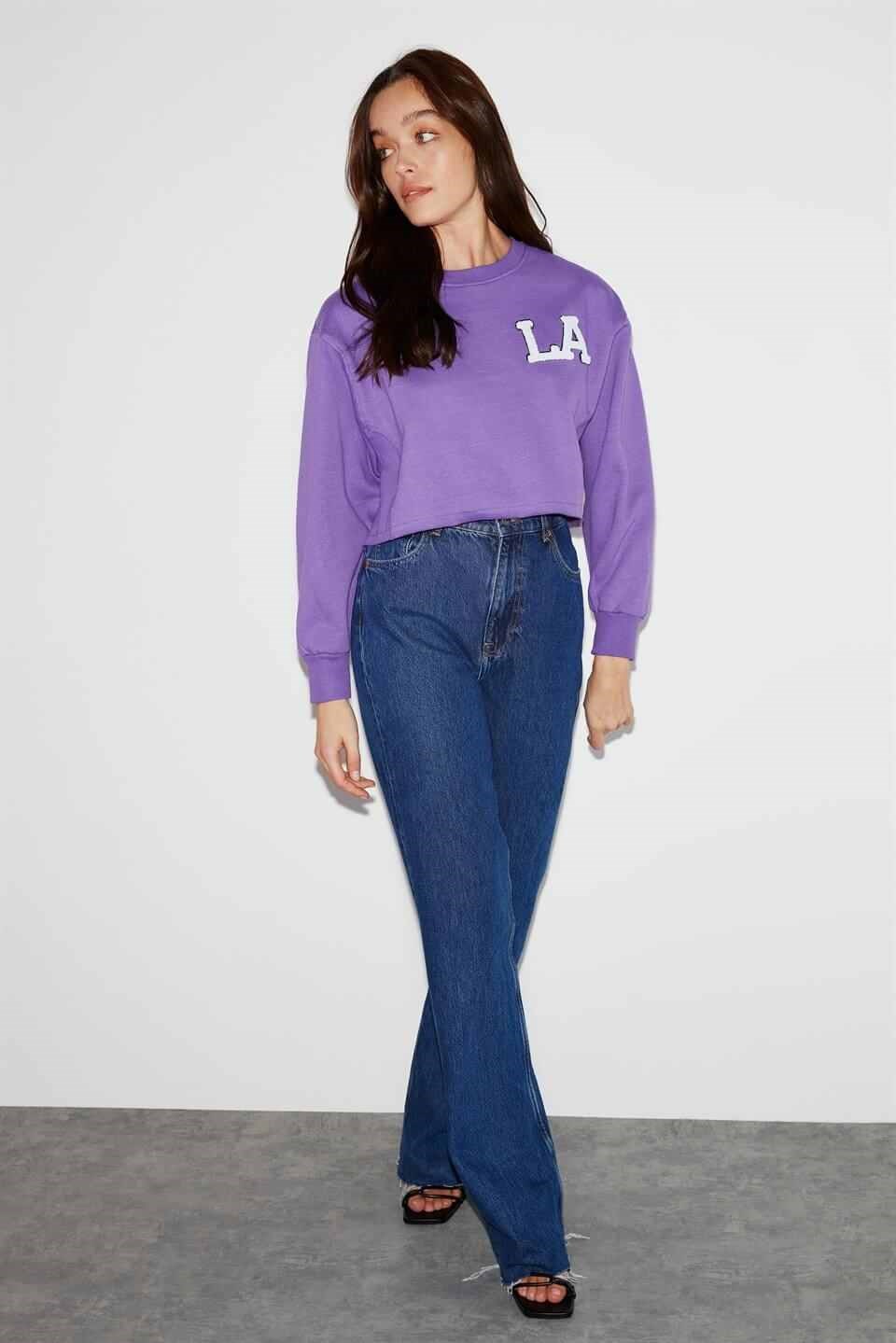 CLARA Kadın Mor Kolej Aplikeli Yuvarlak Yaka Crop Fit Sweatshirt