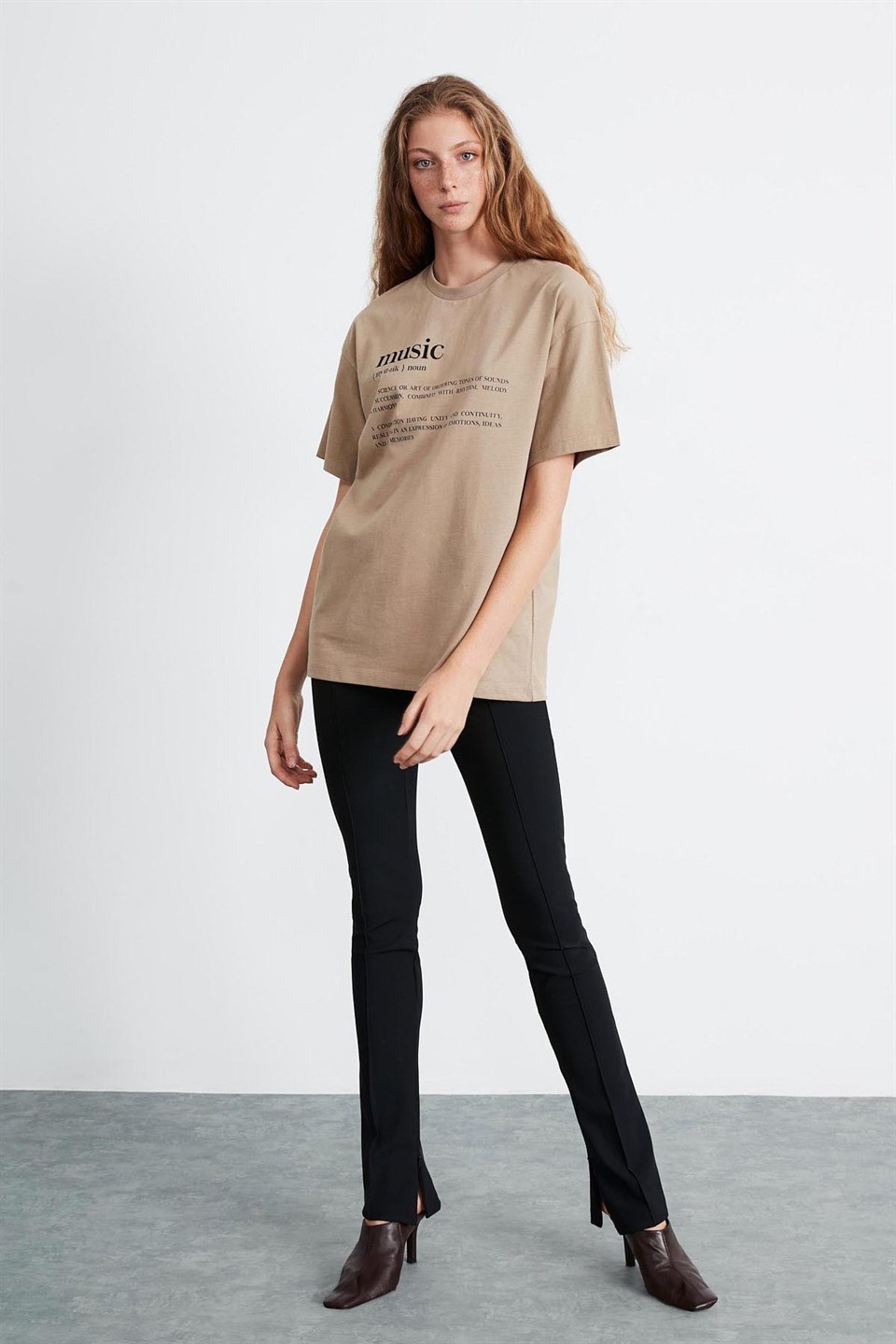 IVY Kadın Kahverengi Baskılı Yuvarlak Yaka Oversize T-Shirt