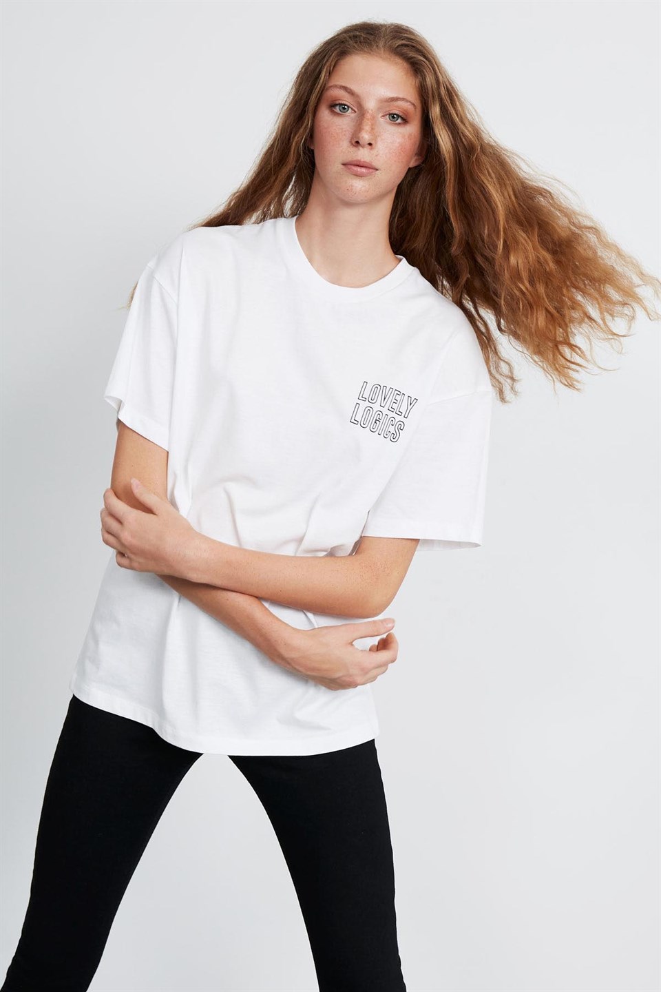 NATALIE Kadın Beyaz Baskılı Yuvarlak Yaka Oversıze T-Shirt