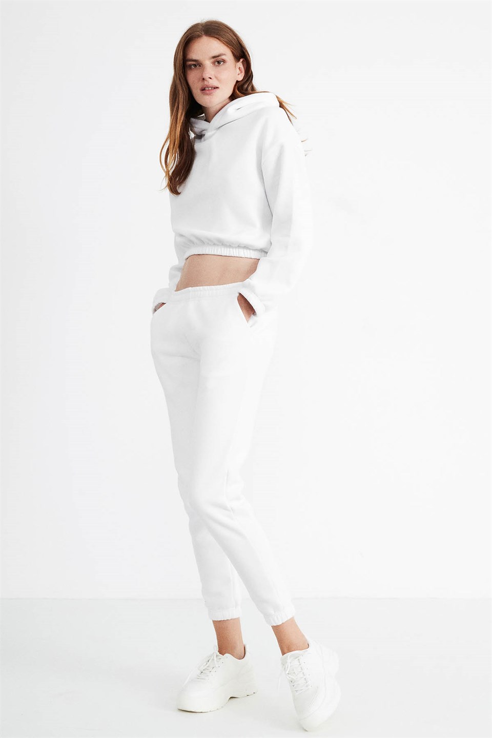 SOFIA Kadın Beyaz Düz Renk Kapüşonlu Comfort Fit Eşofman Takımı
