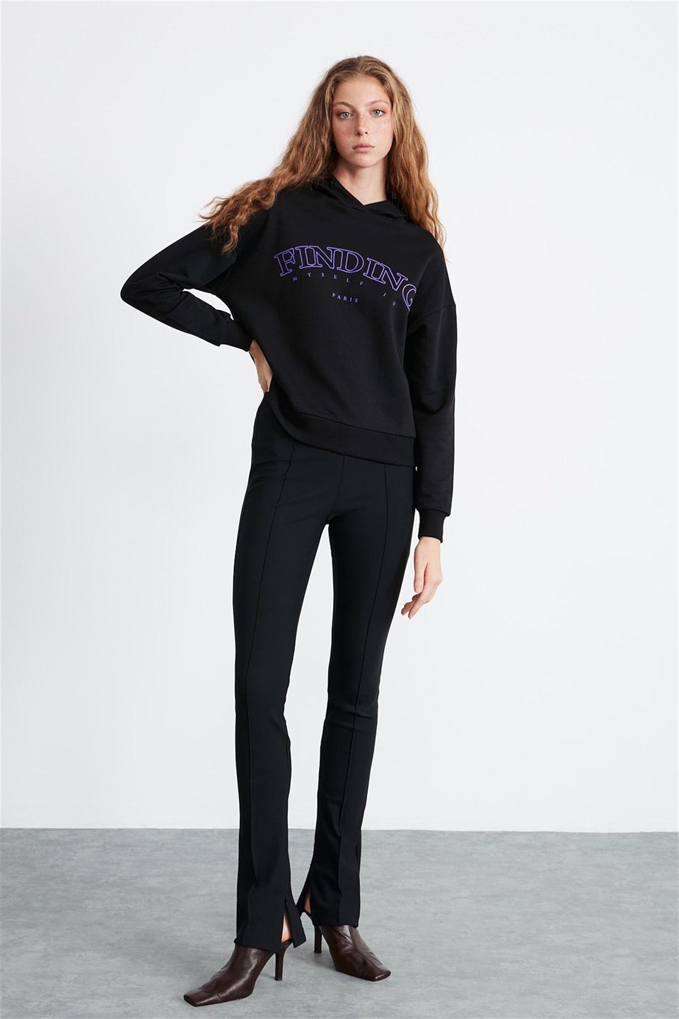 SYDNEY Kadın Siyah Baskılı Kapüşonlu Regular Fit Sweatshirt